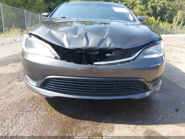 45502809 :رقم المزاد ، 1C3CCCFB1GN196529 vin ، 2016 Chrysler 200 Touring مزاد بيع