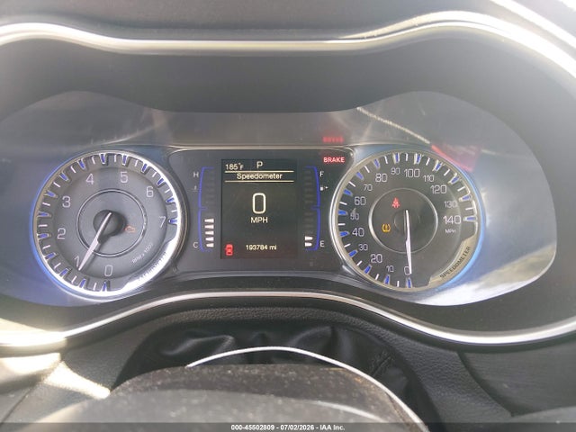 45502809 :رقم المزاد ، 1C3CCCFB1GN196529 vin ، 2016 Chrysler 200 Touring مزاد بيع