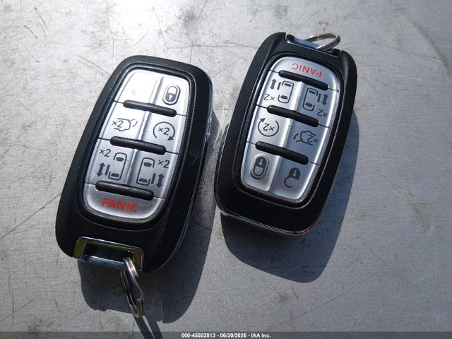 Продажа на аукционе авто 2019 Chrysler Pacifica Limited, vin: 2C4RC1GG4KR528981, номер лота: 45502813