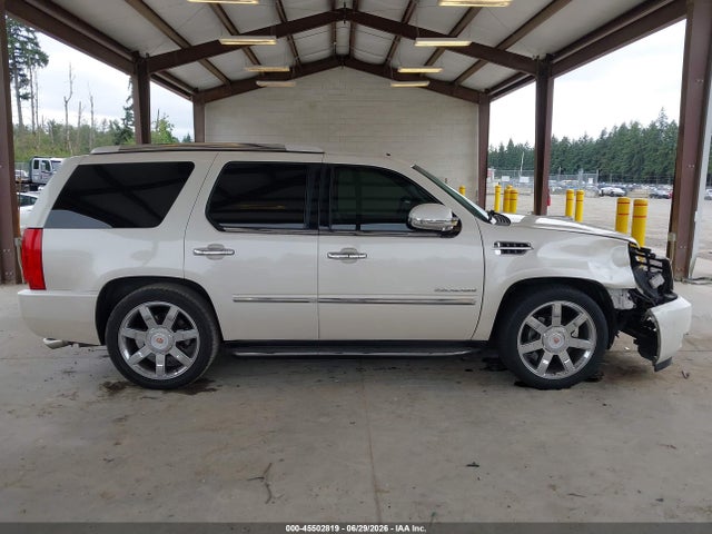 2013 Cadillac Escalade Luxury მანქანა იყიდება აუქციონზე, vin: 1GYS4BEF6DR281187, აუქციონის ნომერი: 45502819