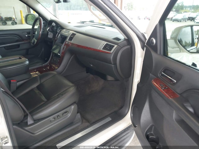 2013 Cadillac Escalade Luxury მანქანა იყიდება აუქციონზე, vin: 1GYS4BEF6DR281187, აუქციონის ნომერი: 45502819