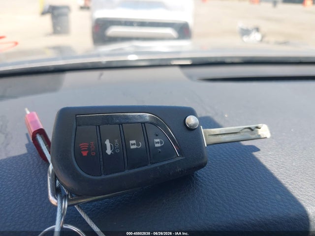 Toyota CAMRY LE 2022 4T1C11AK4NU671182 Image 11