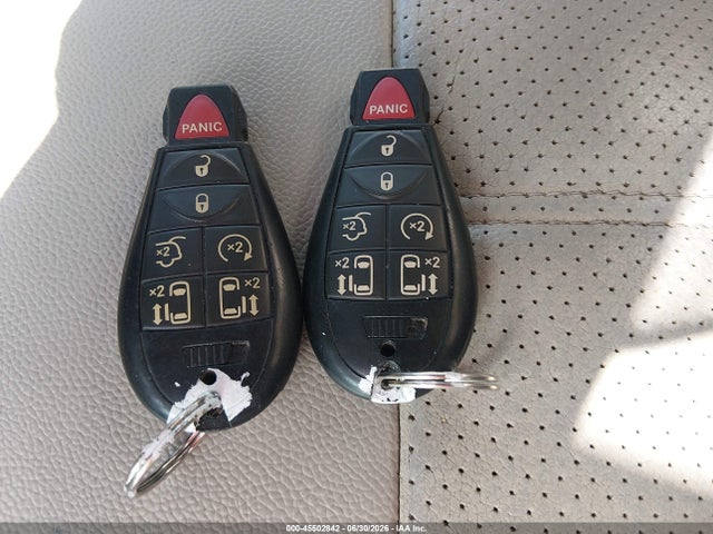 45502842 :رقم المزاد ، 2C4RC1CG3CR208977 vin ، 2012 Chrysler Town & Country Touring-l مزاد بيع