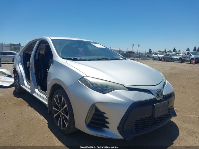 Toyota COROLLA SE 2017 5YFBURHE1HP698721 Image 1