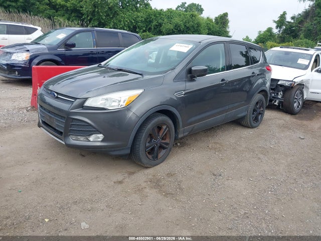 45502901 :رقم المزاد ، 1FMCU0G78FUB89644 vin ، 2015 Ford Escape Se مزاد بيع