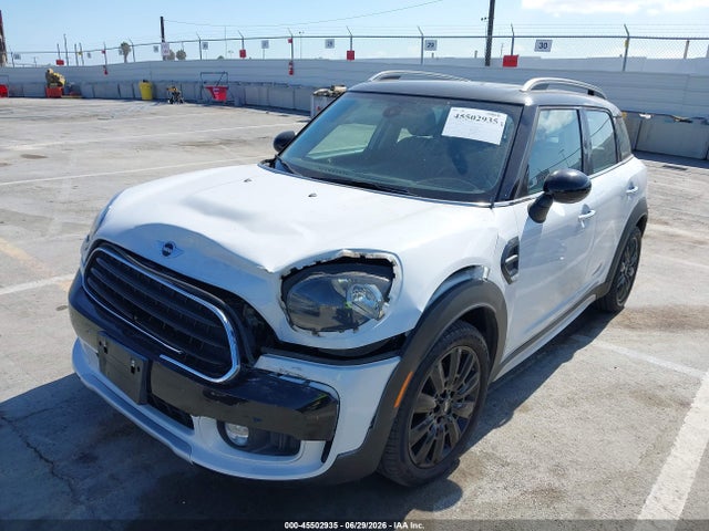 Mini Countryman Cooper 2018 WMZYS7C39J3E07443 Image 6