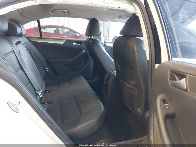 2015 Volkswagen Jetta 1.8t Se მანქანა იყიდება აუქციონზე, vin: 3VWD17AJ4FM406218, აუქციონის ნომერი: 45502945