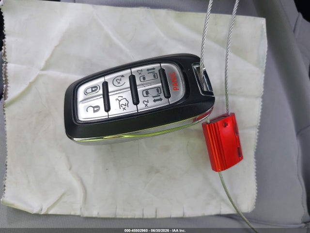 2019 Chrysler Pacifica Limited მანქანა იყიდება აუქციონზე, vin: 2C4RC1GG0KR604020, აუქციონის ნომერი: 45502960