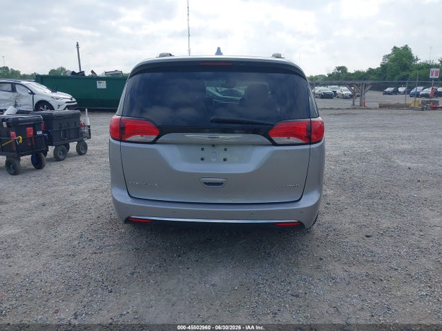 2019 Chrysler Pacifica Limited მანქანა იყიდება აუქციონზე, vin: 2C4RC1GG0KR604020, აუქციონის ნომერი: 45502960