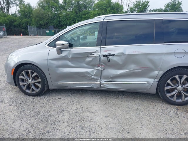 2019 Chrysler Pacifica Limited მანქანა იყიდება აუქციონზე, vin: 2C4RC1GG0KR604020, აუქციონის ნომერი: 45502960