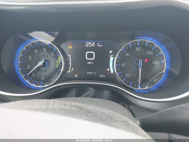 2019 Chrysler Pacifica Limited მანქანა იყიდება აუქციონზე, vin: 2C4RC1GG0KR604020, აუქციონის ნომერი: 45502960