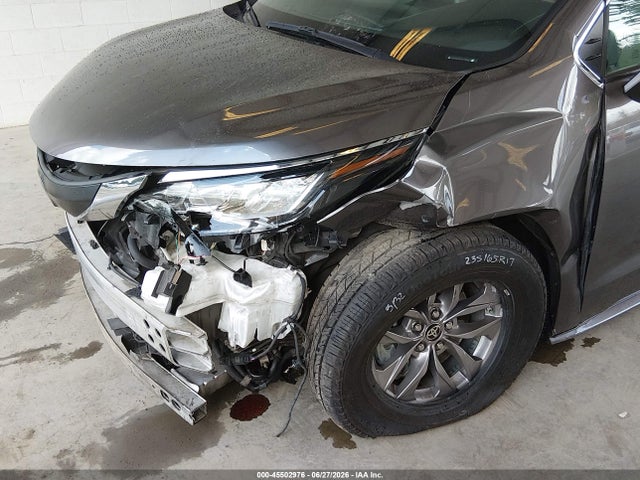 Toyota SIENNA XLE 2023 5TDYRKEC7PS155353 Image 6