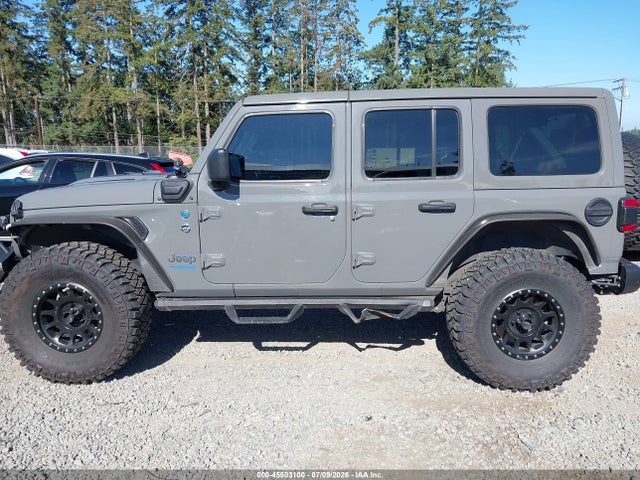Продажа на аукционе авто 2021 Jeep Wrangler 4xe Unlimited Rubicon 4x4, vin: 1C4JJXR64MW824992, номер лота: 45503100