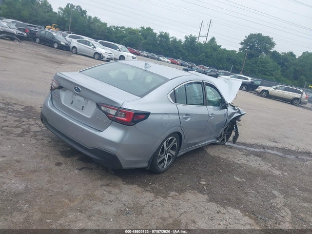 Subaru Legacy Limited 2021 4S3BWAM66M3016459 Image 4