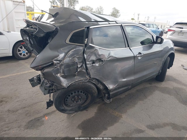 JN1BJ1CR9KW338425 Nissan Rogue Sport S