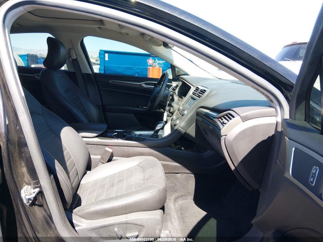 3FA6P0HD2FR294366 Ford FUSION SE
