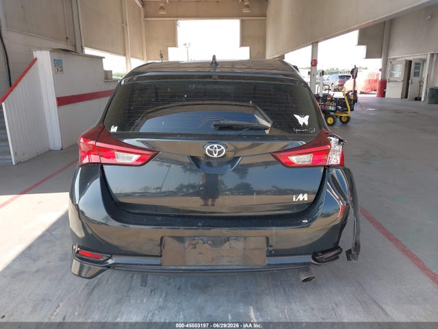 45503197 :رقم المزاد ، JTNKARJE5JJ553240 vin ، 2018 Toyota Corolla Im مزاد بيع