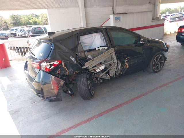 45503197 :رقم المزاد ، JTNKARJE5JJ553240 vin ، 2018 Toyota Corolla Im مزاد بيع
