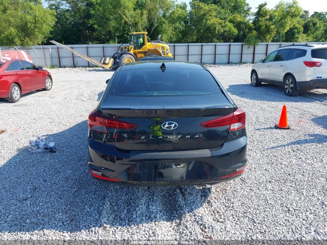 2020 Hyundai Elantra Sel მანქანა იყიდება აუქციონზე, vin: 5NPD84LF3LH568025, აუქციონის ნომერი: 45503282