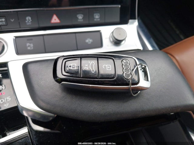 Audi E-tron Premium Quattro 2021 WA1AAAGE8MB014810 Image 11