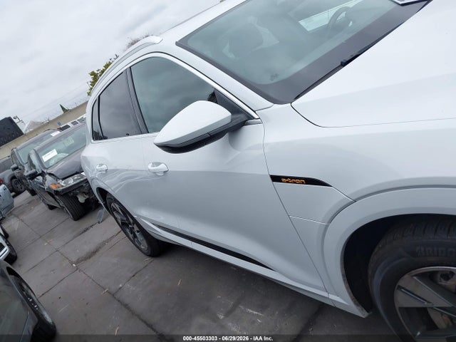 Audi E-tron Premium Quattro 2021 WA1AAAGE8MB014810 Image 13