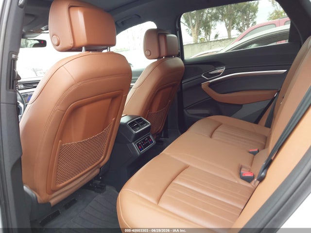 Aukcja sprzedaży 2021 Audi E-tron Premium Quattro, vin: WA1AAAGE8MB014810, numer aukcji: 45503303