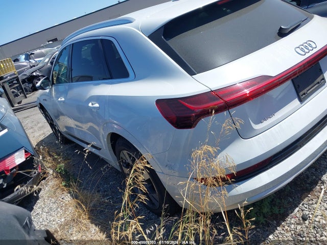Audi E-tron Premium Quattro 2021 WA1AAAGE8MB014810 Image 3