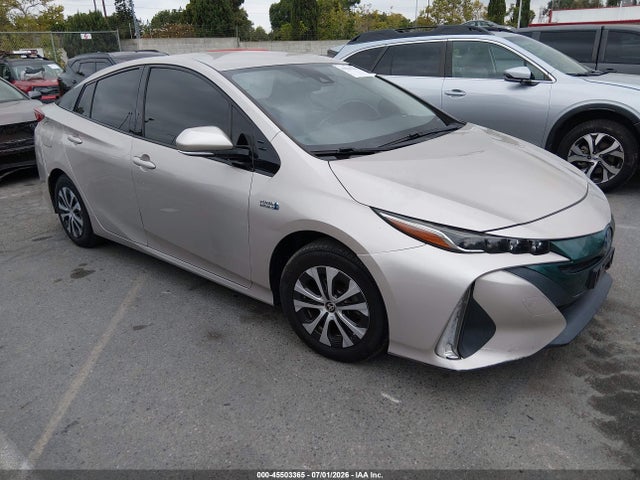 Toyota Prius Prime Premium 2017 JTDKARFP3H3067202 Image 1