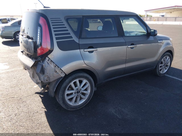 KIA SOUL + 2018 KNDJP3A56J7539145 Image 4