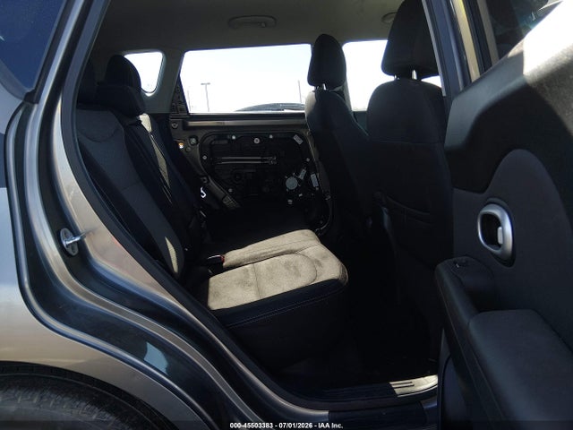 KIA SOUL + 2018 KNDJP3A56J7539145 Image 8