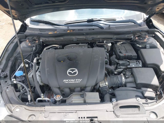 45503387 :رقم المزاد ، 3MZBN1V39JM204813 vin ، 2018 Mazda Mazda3 Touring مزاد بيع