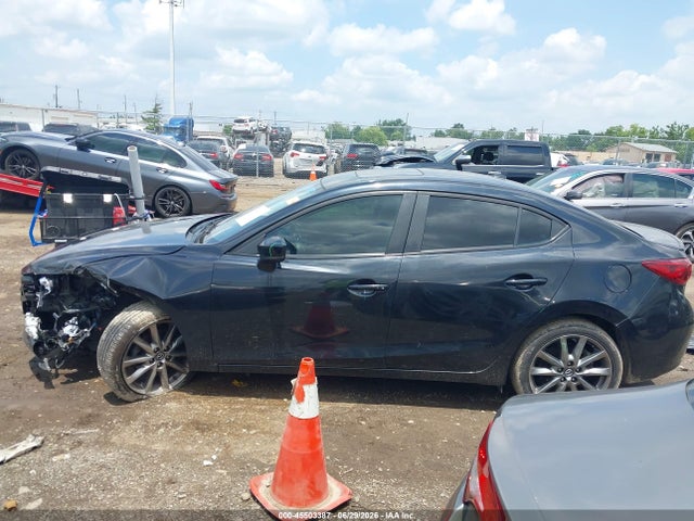 45503387 :رقم المزاد ، 3MZBN1V39JM204813 vin ، 2018 Mazda Mazda3 Touring مزاد بيع