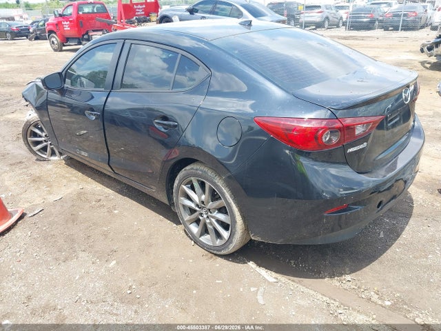 45503387 :رقم المزاد ، 3MZBN1V39JM204813 vin ، 2018 Mazda Mazda3 Touring مزاد بيع