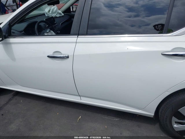 Nissan Altima 2.5 S 2019 1N4BL4BVXKC237960 Image 15