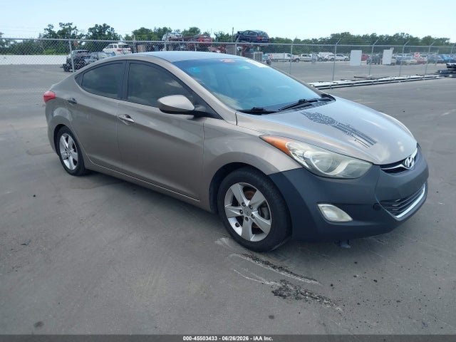 2013 Hyundai Elantra Gls მანქანა იყიდება აუქციონზე, vin: 5NPDH4AE5DH159598, აუქციონის ნომერი: 45503433
