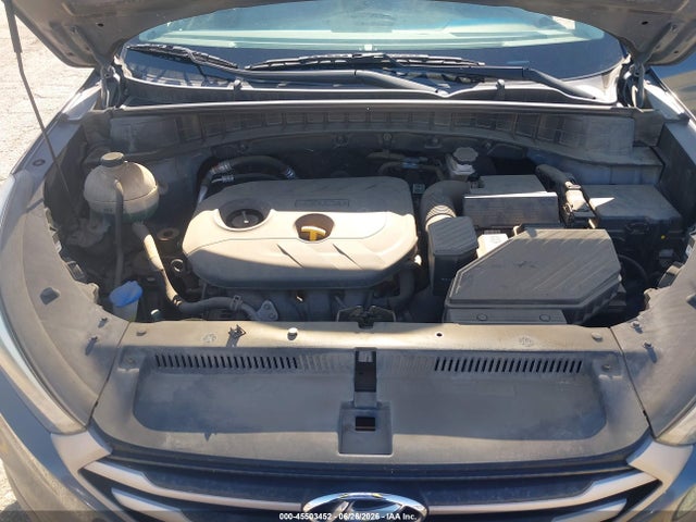 KM8J23A43JU682797 Hyundai TUCSON SE