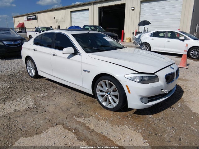2013 Bmw 528i მანქანა იყიდება აუქციონზე, vin: WBAXG5C52DDY34121, აუქციონის ნომერი: 45503461