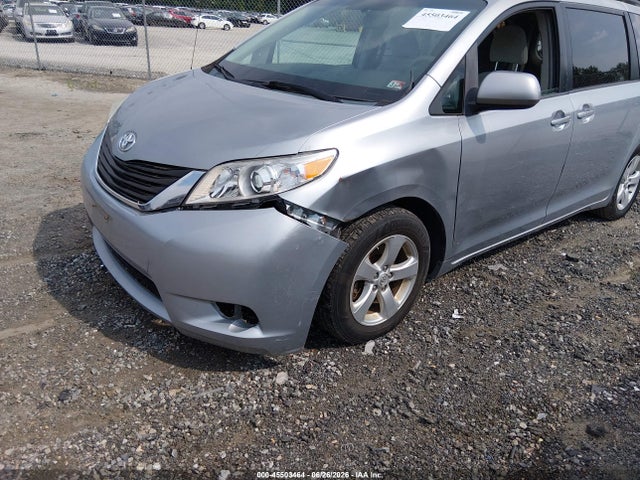 Aukcja sprzedaży 2014 Toyota Sienna Le V6 8 Passenger, vin: 5TDKK3DC3ES450979, numer aukcji: 45503464