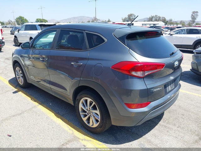 Hyundai TUCSON SE 2018 KM8J23A40JU682837 Image 3