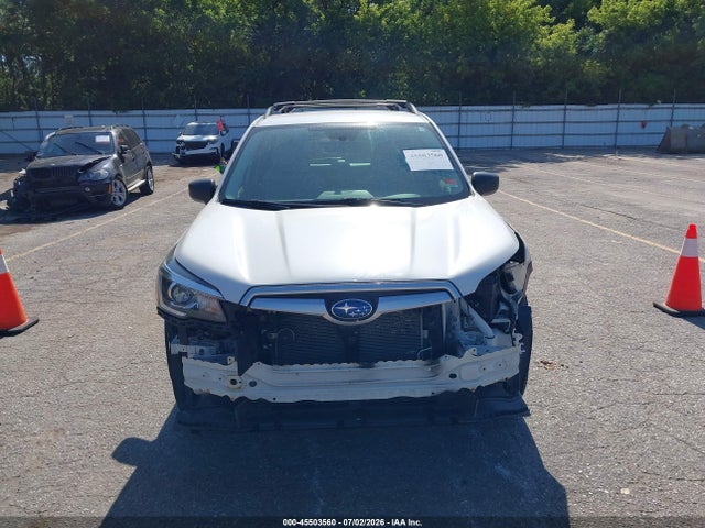 Subaru Forester 2019 JF2SKACC6KH518425 Image 12