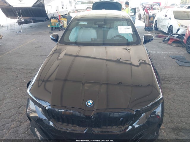 45503582 :رقم المزاد ، WBY63HG07TCV02916 vin ، 2026 Bmw I5 Edrive40 مزاد بيع