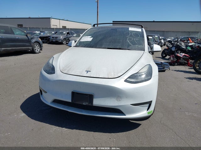 Auction sale of the 2022 Tesla Model Y Performance Dual Motor All-wheel Drive, vin: 7SAYGDEF0NF555464, lot number: 45503620