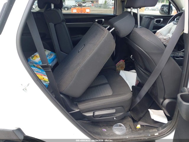 KIA SORENTO LX 2022 5XYRG4LC4NG158391 Image 8