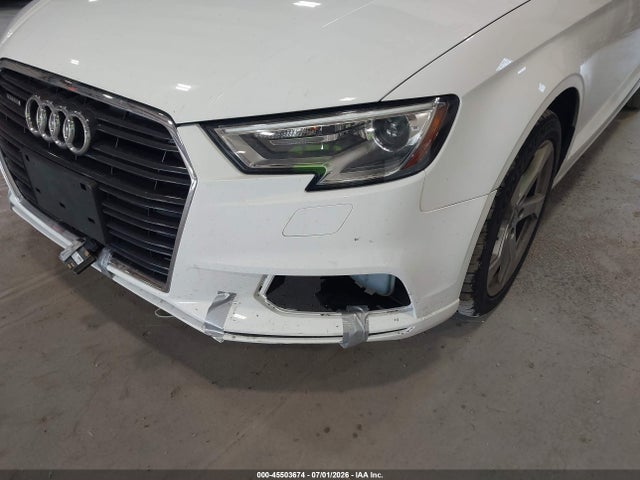 Продаж на аукціоні авто 2019 Audi A3 45 Premium, vin: WAUBEGFF6KA117395, номер лоту: 45503674