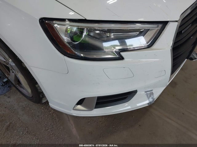 Продаж на аукціоні авто 2019 Audi A3 45 Premium, vin: WAUBEGFF6KA117395, номер лоту: 45503674