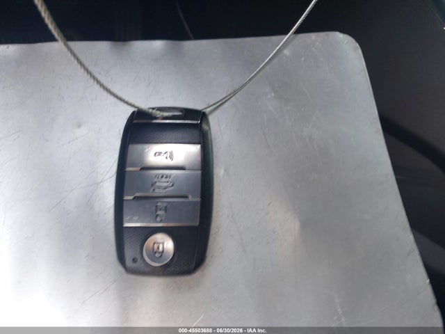 KIA FORTE LX 2017 KNAFK5A86H5669231 Image 11