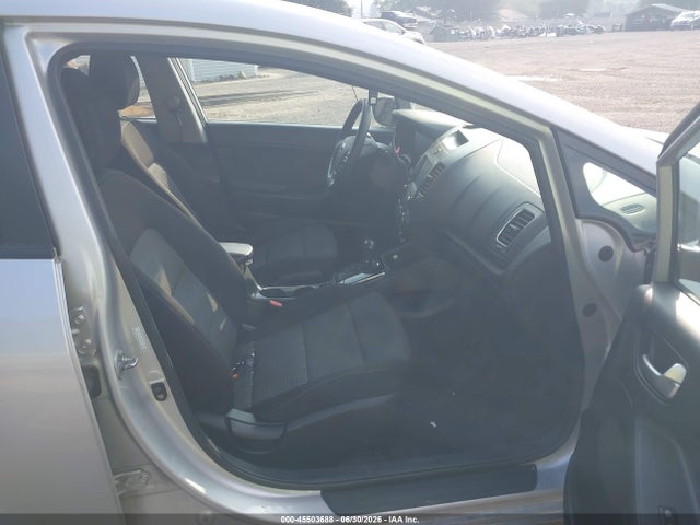 KIA FORTE LX 2017 KNAFK5A86H5669231 Image 5