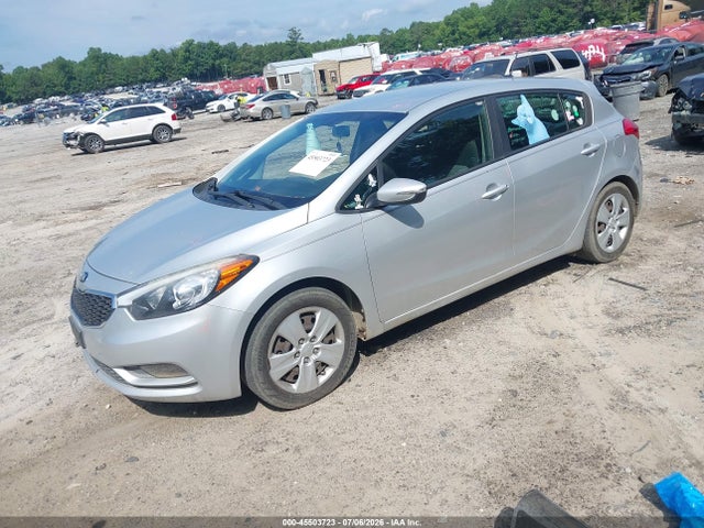KIA FORTE LX 2016 KNAFK5A84G5629504 Image 2