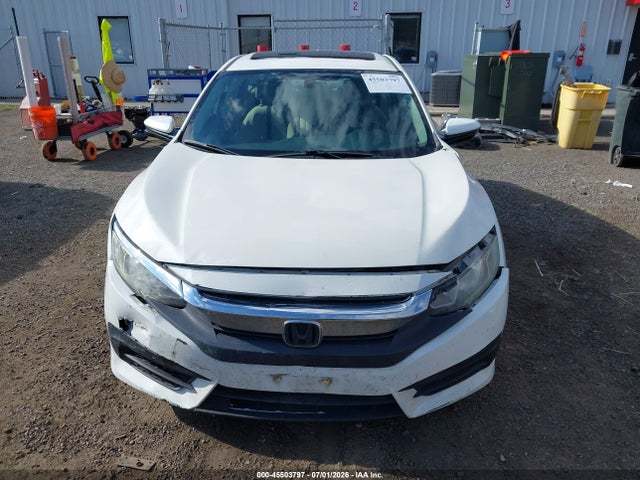 Honda CIVIC EX 2018 2HGFC2F75JH543232 Image 13