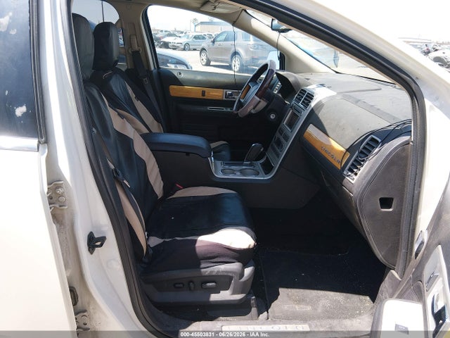 45503831 :رقم المزاد ، 2LMDU68C18BJ33318 vin ، 2008 Lincoln Mkx مزاد بيع